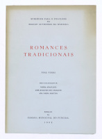 Lote 80 - MADEIRA. ROMANCES TRADICIONAIS. SUBSÍDIOS PARA O FOLCLORE DA REGIÃO AUTÓNOMA DA MADEIRA - Pere Ferré: com a colaboração de Vanda Anastácio; José Joaquim Dias Marques; Ana Maria Martins, Funchal, Edição da Câmara Municipal do Funchal, 1982. Exemp