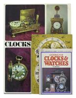 Lote 261 - CLOCKS AND WATCHES; A BOOK OF ENGLISH CLOCKS; LOOKING FOR CLOCKS AND WATCHES - 3 OBRAS. Eric Bruton, London, Paul Hamlyn, 1968; R. W. Symonds, London, The King Penguin Books, 1947; W.J. Bentley, London, Corgi, 1973. Profusamente ilustrados. Uma