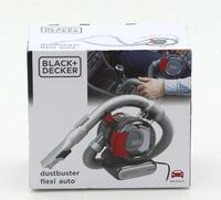 Lote 78 - BLACK+DECKER, ASPIRADOR AUTO – Aspirador de Carro Flexi 12V IOC. Aspirador portátil para o carro com adaptador de isqueiro e 12V. O cabo de 5 metros e a mangueira integrada permitem-lhe chegar a todas as áreas do carro. Dim: 16,5x30x27,5 cm tama