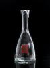 Lote 14 - CONJUNTO DIVERSO - em vidro, composto por 1 prato, 1 taça, 2 taças de bordo polilobado e um decanter. Dimensão: taça com 10x25,5ø cm. Bom estado geral, bordo do decanter com estaladelas. - 2