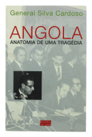 Lote 36 - ANGOLA ANATOMIA DE UMA TRAGÉDIA, LIVRO - Por General Silva Cardoso. Editora Oficina do livro. Encadernação de capa de brochura com 695 págs. Exemplar idêntico encontra-se à venda por € 49. Nota: exemplar bem estimado com inscrição no corte infer