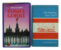 Lote 205 - OBRAS CLÁSSICAS - 2 Vols. Parque Gorky (Martin Cruz Smith) e No Highway (Nevil Shute). Encadernação de capa dura com contracapa num dos exemplares. Nota: sinais de manuseamento