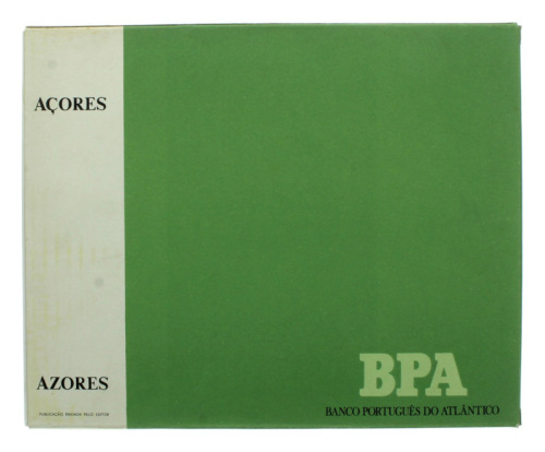 Lote 221 - AÇORES - PORTUGAL, LIVRO - Por Willy Heinzelmann. Livro bilingue. Exemplar bem estimado. Exemplar idêntico encontra-se à venda por € 50.62. Álbum do Arquipélago da Açores. Patrocínio do antigo BPA. Ano: 1980. Profusamente ilustrado. Encadernaçã