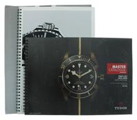 Lote 290 - MASTER CATALOGUE TUDOR E PRICE GUIDE E ROLEX - 2019-2020 - 3 Vols. Catálogos e precários para profissionais e colecionadores. Nota: Exemplares bem estimados