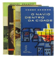 Lote 439 - LIVROS DIVERSOS (1960-70s) - 4 Vols. O Navio Dentro Da Cidade (André Kedros), Ano. 1965; Operação IRAK (Costa do Loverdo); Rosa Vermelha (Paul S. Nouvel); O Motim (Miguel Franco), Ano: 1961. Encadernações de capa de brochura. Nota: sinais de ma