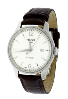 Lote 45 - TISSOT, RELÓGIO DE PULSO - Modelo Guimarães, Edição limitada a 500 exemplares sendo o presente o Nº 352/500. Caixa em aço com 40 mm e bracelete em pele. Movimento automático. mostrador com numeração árabe, marcadores e data às 3 horas. Nota: Bom