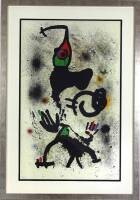 Lote 3270 - Miró (1893-1983) - Litografia sobre papel, assinatura impressa, série numerada 42/150 a lápis à mão, motivo "Abstracto", com 82x51 cm (moldura com 103x72 cm)