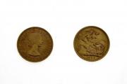 Lote 2613 - Conjunto de 2 Libras de ouro ELIZABETH II, com datas de 1963 e 1966, em estado Sob