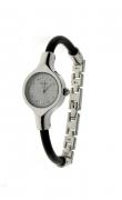 Lote 20 - Relógio modelo de senhora marca Sekonda, caixa em metal cromado, bracelete preta e metal cromado, nº reg. 04292, usado, a funcionar