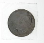 Lote 514 - Moeda de 100 Escudos, da República Portuguesa, do ano 1985, de D. Afonso Henriques - 1185. Moeda em Cuproníquel, e com 3,3 cm de diãmetro. Nota: BELLA