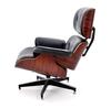 Lote 3 - CHARLES & RAY EAMES, LOUNGE CHAIR - Lounge Chair & Ottoman, Cadeira de DESIGN Charles Eames, reprodução composta por poltrona e repousa pés. Cadeira original tem um pvp de € 8.964. Cadeira e repousa pés estofados a pele sintética preta com estrut - 4