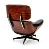 Lote 3 - CHARLES & RAY EAMES, LOUNGE CHAIR - Lounge Chair & Ottoman, Cadeira de DESIGN Charles Eames, reprodução composta por poltrona e repousa pés. Cadeira original tem um pvp de € 8.964. Cadeira e repousa pés estofados a pele sintética preta com estrut - 7