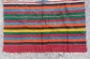 Lote 1 - TAPETE KILIM TRADICIONAL TURCO COM 200 X 156 CM - Tapede de lã Kilim, da Turquia, com os padrões de riscas em plocromia característicos. Dimensões: 200 x 156 cm. Nota: - 2