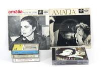 Lote 83 - AMÁLIA RODRIGUES, CONJUNTO DIVERSO - Sendo 2 discos de vinil 45 rpm, 2 Cd's e 3 cassetes com variados temas da Fadista. Nota: não testados, conforme fotos