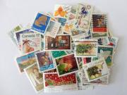 Lote 36 - Lote de 100 selos usados diferentes do CANADÁ, em perfeito estado filatélico. Origem coleccionador CC.
