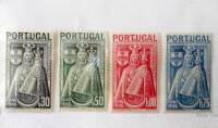 Lote 176 - Lote de 1 Série completa nova de PORTUGAL - 1946-3º Centº Padroeira de Portugal "Selos de .30 e ,50 c/ligeiro sinal de charneira", em perfeito estado filatélico. Cotação Afinsa 17,35€. Origem coleccionador CC.