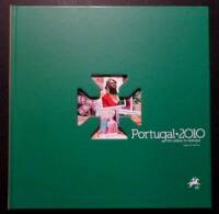 Lote 228 - Lote composto por Livro "PORTUGAL EM SELOS" - Edição CTT 2010. Cot. Afinsa 2012 240,00€. Origem coleccionador CC.