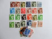 Lote 407 - Lote de 50 selos usados diferentes da INGLATERRA designados por "Regionais", em perfeito estado filatélico. Origem coleccionador CC.