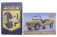 Lote 49 - PLACAS PUBLICITÁRIAS - Conjunto de 2 placas em metal de formato rectangular, decoração policromada e relevada, "Michelin" e "Citroen Mehari" com dim: 20x30 cm. Nota: novas, embaladas em protecção, de colecção