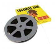 Lote 1054 - Filme super 8 Color " Yosemite Sam " em caixa original em muito bom estado, da produtora Warner Bros de 1972, sinais de uso ( 13,5 x 13,5 cm )