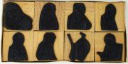 Lote 1446 - Caixa com 8 carimbos escolares, da marca Agatha, Porto - Portugal, novos, com motivo família ( 27 x 13,5 cm )