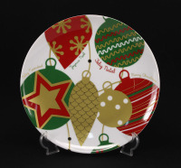 Lote 57 - SPAL, NATAL 2011 - Prato em porcelana marcada na base, decoração policromada alusiva ao Natal de 2011, Nº 24. Série limitada de 10 000 exemplares. Dim: 21 cm