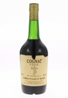 Lote 338 - COGNAC VSOP - Garrafa de Cognac Francês, Mis en bouteille pour la Féderation Française de Handball, J. et L. Vigier, França, (700ml - 41%vol.)