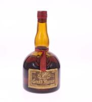 Lote 62 - LICOR GRAND MARNIER - Garrafa de Licor, Cordon Rouge, Triple Orange, Lapostolle, Paris, França, (700ml – 40%vol.)