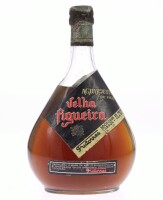 Lote 179 - AGUARDENTE VELHA FIGUEIRA - Garrafa de Aguardente de Figo, Frutorres, Vargos, Vila do Paço, (750ml - 47%vol.)