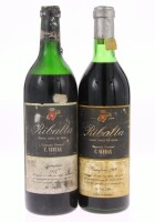 Lote 181 - RIBALTA 1957 E 1969 - 2 garrafas de Vinho Tinto sendo 1 garrafa Garrafeira 1957 e 1 garrafa Garrafeira 1969. C. Vinhas, (720 e 700ml respectivamente)