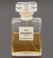 Lote 96 - CHANEL, FRASCO DE PERFUME, TESTER - Eau de Parfum "Nº 5 Chanel", Made in France, 35 ml. Nota: usado, com tampa, sem caixa