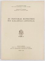 Lote 9 - AS PINTURAS RUPESTRES DA GALANGA (ANGOLA) - J. R. Santos Júnior; Carlos Ervedosa, Lisboa, Lisboa, Junta de Investigações Científicas do Ultramar, 1968. Ricamente documentado. Conserva o desenho desdobrável. Em brochura. Raro. Nota: marginais sina