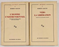 Lote 14 - L'HOMME UNIDIMENSIONNEL. ESSAI SUR L'IDÉOLOGIE DE LA SOCIÉTÉ INDUSTRIELLE AVANCÉE; VERS LA LIBÉRATION, AU-DELA DE L'HOMME UNIDIMENSIONNEL. 2 OBRAS - Herbert Marcuse, Paris, Les Éditions de Minuit, 1968; 1969. 2 obras. Encadernações editoriais em