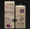 Lote 185 - MOTHER GIFTS, CASTIÇAIS EM MADEIRA - Conjunto de 11 caixas com 2 castiçais em madeira com inscrições e velas. Dim: 12x4x4 cm (maior). Nota: sem uso, em caixas de origem - 2