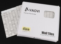 Lote 163 - VAOVI, WALL TILES - Caixa com 10 placas autocolantes para decoração, padrão prateado. Dim: 25x25 cm. Nota: sem uso, em caixa de origem