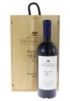 Lote 249 - HERDADE DE SÃO MIGUEL RESUMO DE 15 VINDIMAS - Garrafa de Vinho Tinto, Vinho Regional Alentejano, Casa Relvas, Redondo, (750ml - 14%vol.). Garrafa idêntica à venda por € 59.20. Nota: garrafa Nº 184/1000. Em caixa de madeira original. Consultar v