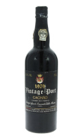 Lote 51 - PORTO CACHÃO VINTAGE 1979 - Garrafa de Vinho do Porto, Cachão, Vintage 1979, Soc. Agrícola e Comercial dos Vinhos Messias, Vila Nova de Gaia (750ml - 20%vol.). Nota: Garrafa à venda por € 180. Consultar valor indicativo em https://tinyurl.com/2h