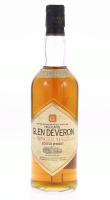 Lote 67 - WHISKY GLEN DEVERON 12 ANOS 1980- Garrafa de Whisky, Single Malt, 1980. (700ml - 40%vol). Nota: garrafa idêntica à venda por € 150. Consultar valor indicativo em https://enotecacostantinipiero.it/scozia/5984-Whisky-Glen-Deveron-12-an.html