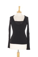 Lote 53 - GUESS, BLUSA - Blusa da marca Guess by Marciano, de cor preta e com lantejoulas. Nota:com sinais de uso e armazenamento