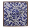 Lote 177 - AZULEJOS - Conjunto de 4 azulejos, com padrão floral azul, com moldura. Dim.: 31x31 cm (moldura). Nota: com sinais de uso e armazenamento - 3