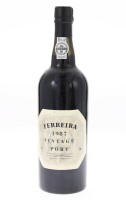 Lote 151 - PORTO FERREIRA VINTAGE 1987 - Garrafa de Vinho do Porto, Vintage 1987, A.A. Ferreira, Vila Nova de Gaia, (750ml - 20%vol.). Nota: garrafa idêntica à venda por € 119.95. Em caixa de madeira original. Consultar valor indicativo em https://www.gar