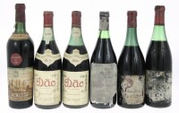 Lote 330 - GARRAFAS DE VINHO TINTO - 6 garrafas de vinho Tinto sendo 1 garrafa de Oiro de Óbidos 1967, 2 garrafas de Dão Federação dos Vinicultores do Dão, 1 garrafa de Adega Cooperativa de Souselas, 1 garrafa de Herdade Santa Marta e 1 garrafa de josé Ma