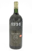 Lote 394 - DOURO SERRA 1991 MAGNUM - Garrafa Magnum de Vinho Tinto, Douro Região Demarcada 1991, J. Serra & Sons, (1500ml - 11,5%vol.)