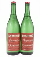 Lote 396 - AGUARDENTE QUINTINHA - 2 garrafas de Aguardente Bagaceira, José Marques Agostinho Filhos, Entroncamento, (960ml - 42%vol.)