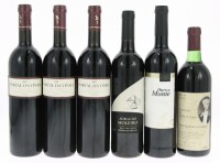 Lote 402 - GARRAFAS DE VINHO TINTO - 6 garrafas de vinho Tinto sendo 3 garrafas de Portal da Vinha 2001, 1 garrafa de Sdega do Moleiro, 1 garrafa de Ouro do Monte 2011 e 1 garrafa de Visconde de Chanceleiros 1996, (750ml)