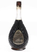 Lote 476 - GROSELHA VICTORIA - Garrafa de Xarope de Groselha, Licores Victoria, Lisboa, (750ml aprox.)