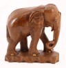 Lote 159 - ELEFANTE EM MADEIRA - Escultura em madeira representando figura de elefante. Dim: 24x23x11 cm - 3