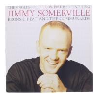 Lote 96 - JIMMY SOMERVILLE, BRONSKY BEAT AND THE COMMUNARDS - "THE SINGLES COLLECTION 1984/1990" - Disco de vinil, LP de 33 rpm, de 1990, editora London Recordings, capa com algumas falhas na lombada e disco sem sinais de uso. Inclui encarte de origem. Ed