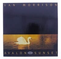 Lote 122 - VAN MORRISON - "AVALON SUNSET" - Disco de vinil, LP de 33 rpm, de 1989, editora Polydor, capa em bom estado e disco sem sinais de uso. Inclui encarte original. Editado na Alemanha