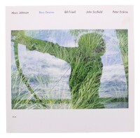 Lote 143 - MARC JOHNSON - "BASS DESIRES" - Disco de vinil, LP de 33 rpm, de 1986, editora ECM, capa em bom estado com marca da etiqueta e disco sem sinais de uso. Editado na Alemanha